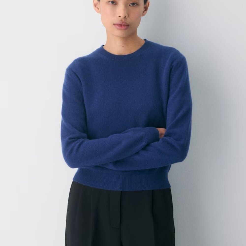 NWT Aritzia BARE Cashmere Crew Sweater Byron Blue